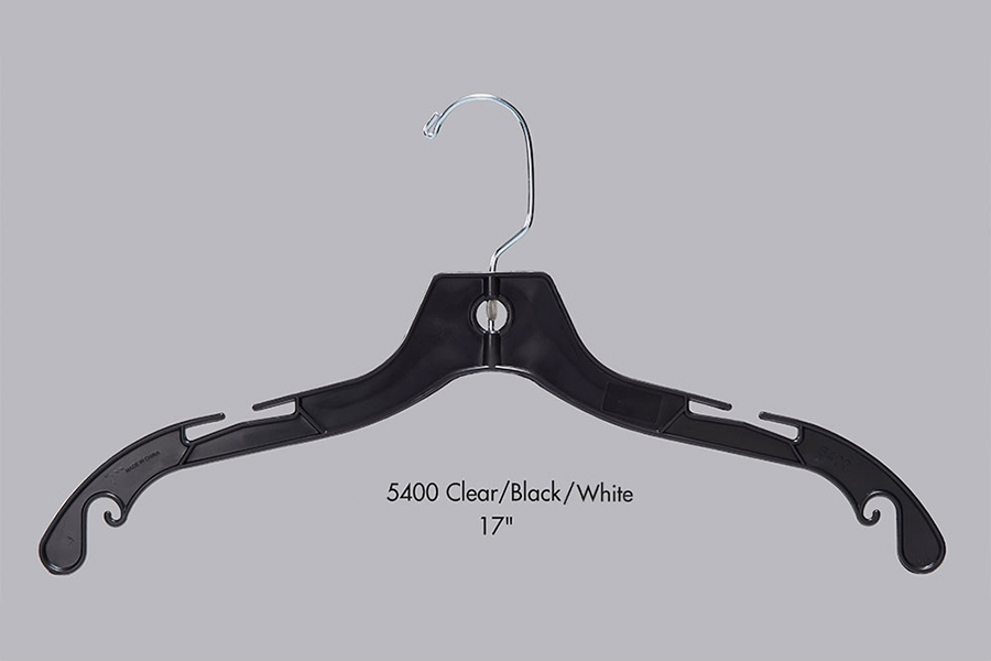 Do Plastic Hangers Ruin Clothes?